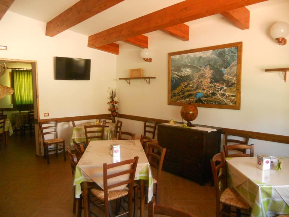 La Locanda Del Lago Lucciola Villalago Exterior foto